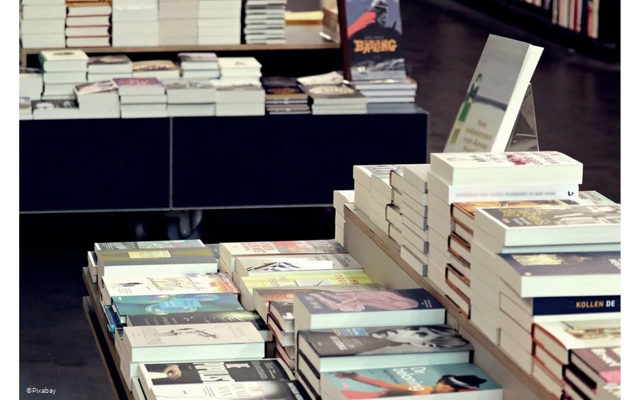 Buchhandlung_Pixabay.jpg