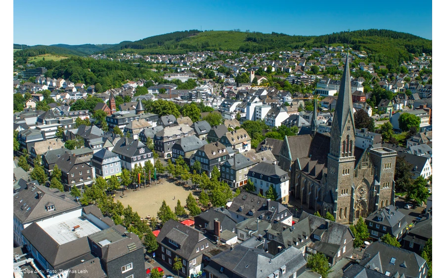 Marktplatz mit dem Pannenklöpper-Denkmal